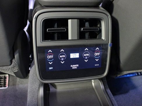 Certified 2025 Porsche Taycan image 38