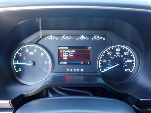 Used 2017 Chevrolet Camaro SS RWD image 16