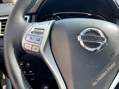 Used 2016 Nissan Rogue SL w/ SL Premium Package AWD/4WD image 16