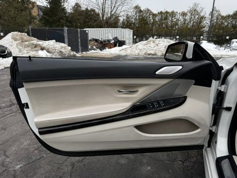 Used 2013 BMW 650i Convertible image 6