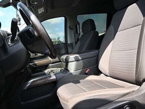 Used 2022 Chevrolet Silverado 1500 LT Trail Boss w/ Safety Package image 15