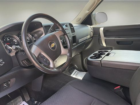 Used 2012 Chevrolet Silverado 2500 LT w/ Snow Plow Prep Package image 10