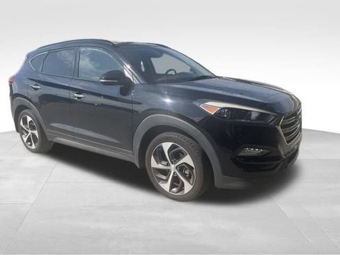 Used 2016 Hyundai Tucson Limited w/ Option Group 03 AWD/4WD image 10