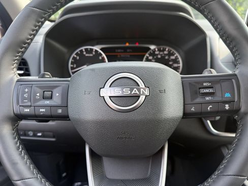Used 2026 Nissan Rogue SV AWD/4WD image 28