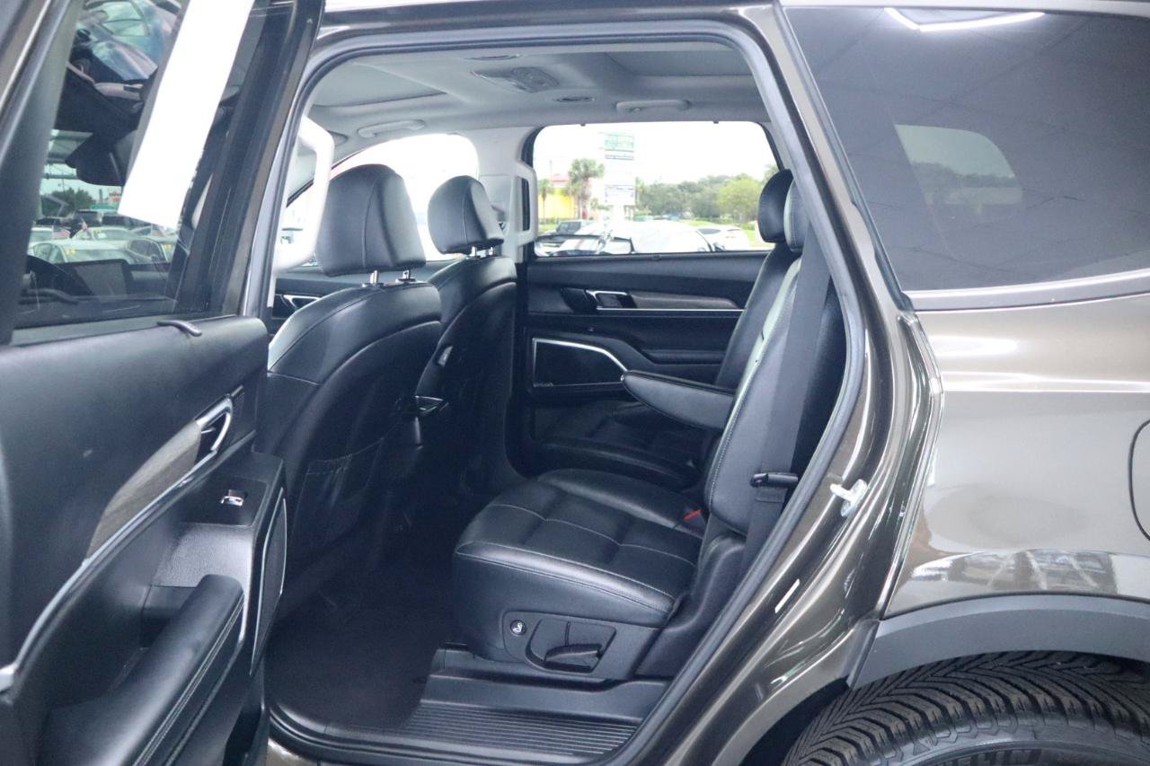 Used 2022 Kia Telluride SX w/ Nightfall Edition Package AWD/4WD image 30