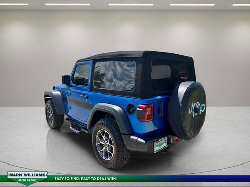 Used 2024 Jeep Wrangler Sport AWD/4WD image 8