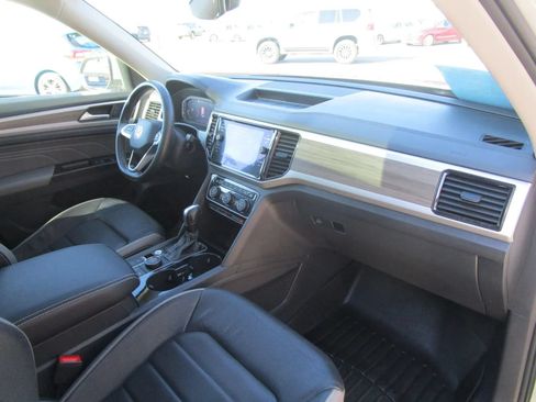Used 2021 Volkswagen Atlas SEL Premium AWD/4WD image 18