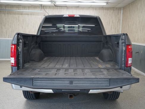 Used 2015 Ford F150 XLT w/ Equipment Group 302A Luxury AWD/4WD image 36