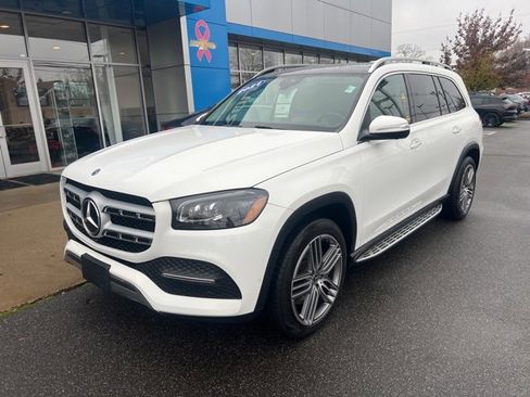 Used 2021 Mercedes-Benz GLS 450 4MATIC image 2