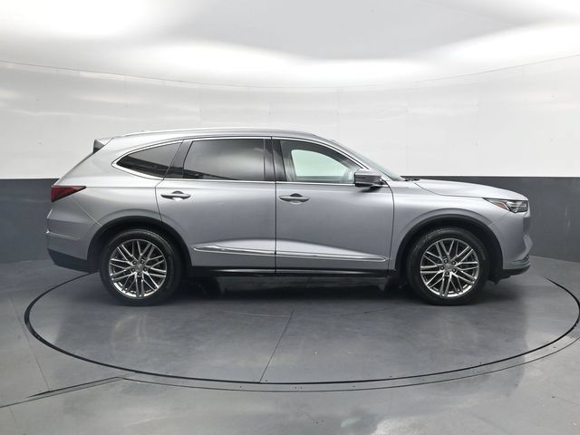 Used 2024 Acura MDX w/ Advance Package AWD/4WD image 3