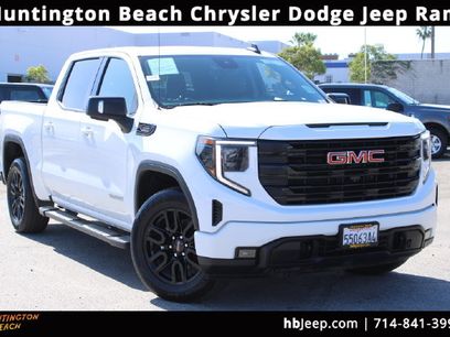 Used 2023 GMC Sierra 1500 Elevation w/ Elevation Premium Package