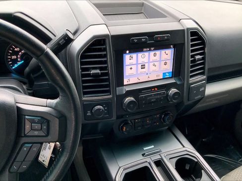 Used 2018 Ford F150 XLT w/ Equipment Group 302A Luxury AWD/4WD image 7