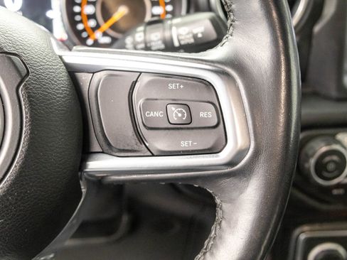 Used 2021 Jeep Wrangler Unlimited Sahara image 23