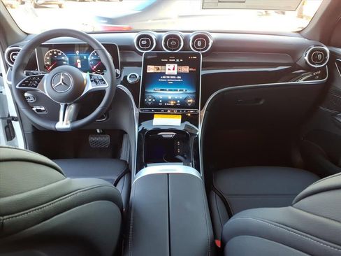 New 2026 Mercedes-Benz GLC 300 4MATIC image 28