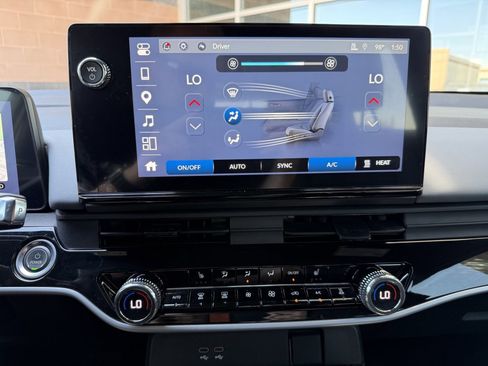 Used 2024 Honda Prologue Touring image 25