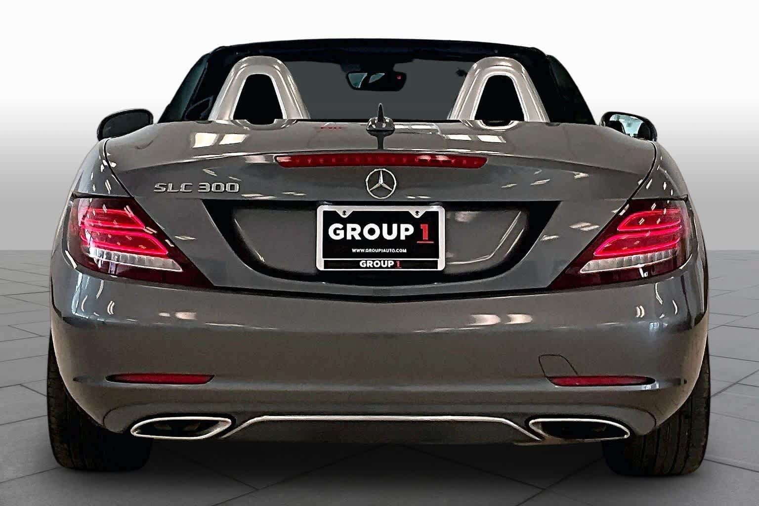 Used 2017 Mercedes-Benz SLC 300 image 4