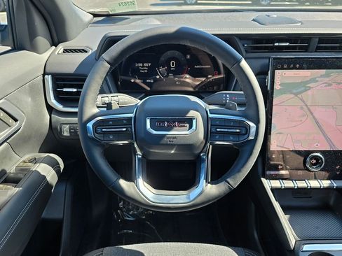 New 2026 GMC Terrain Elevation w/ Technology Package II AWD/4WD image 25