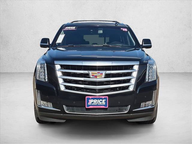 Used 2015 Cadillac Escalade Luxury AWD/4WD image 2