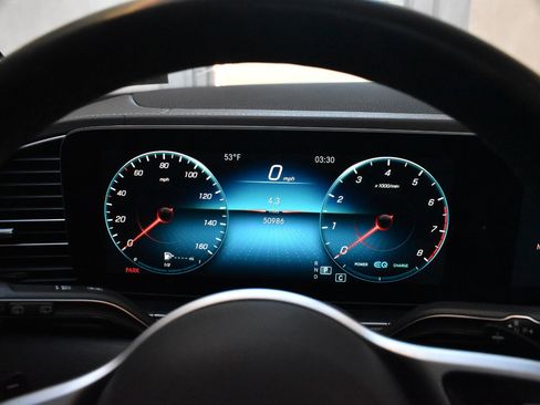 Used 2020 Mercedes-Benz GLS 450 4MATIC image 30