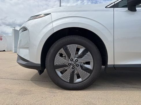 Used 2025 Nissan Murano SL AWD/4WD image 12