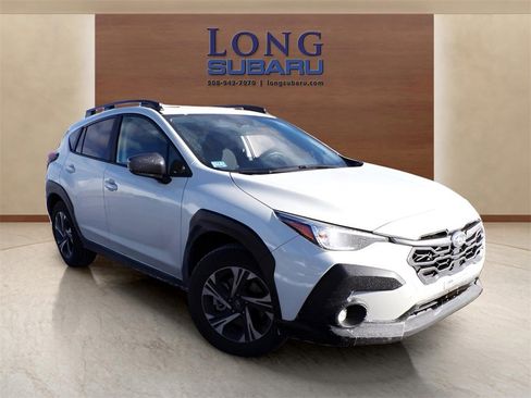 Certified 2025 Subaru Crosstrek 2.0i Premium image 4