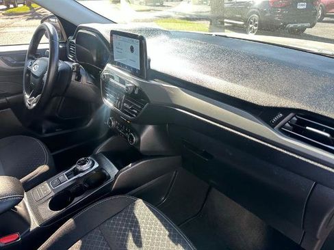 Certified 2024 Ford Escape Active FWD image 22