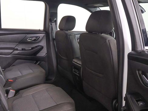 Used 2023 Chevrolet Traverse LT w/ LPO, Floor Liner Package AWD/4WD image 28