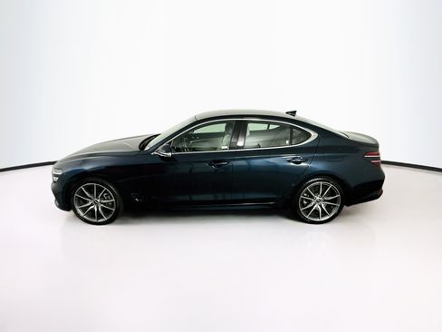 Used 2023 Genesis G70 2.0T AWD/4WD image 4