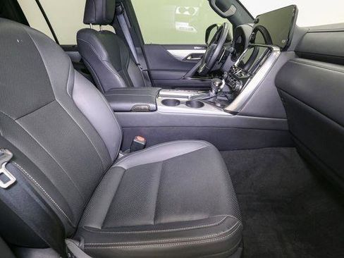 Used 2024 Lexus LX 600 F Sport image 19