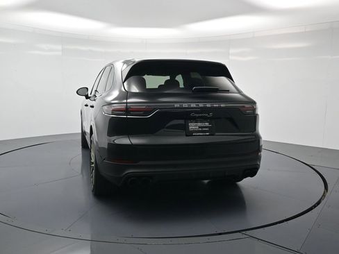 Used 2023 Porsche Cayenne S Platinum image 29