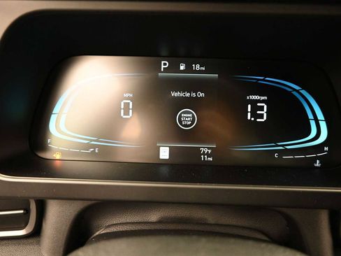 New 2026 Hyundai Elantra Sport FWD image 17