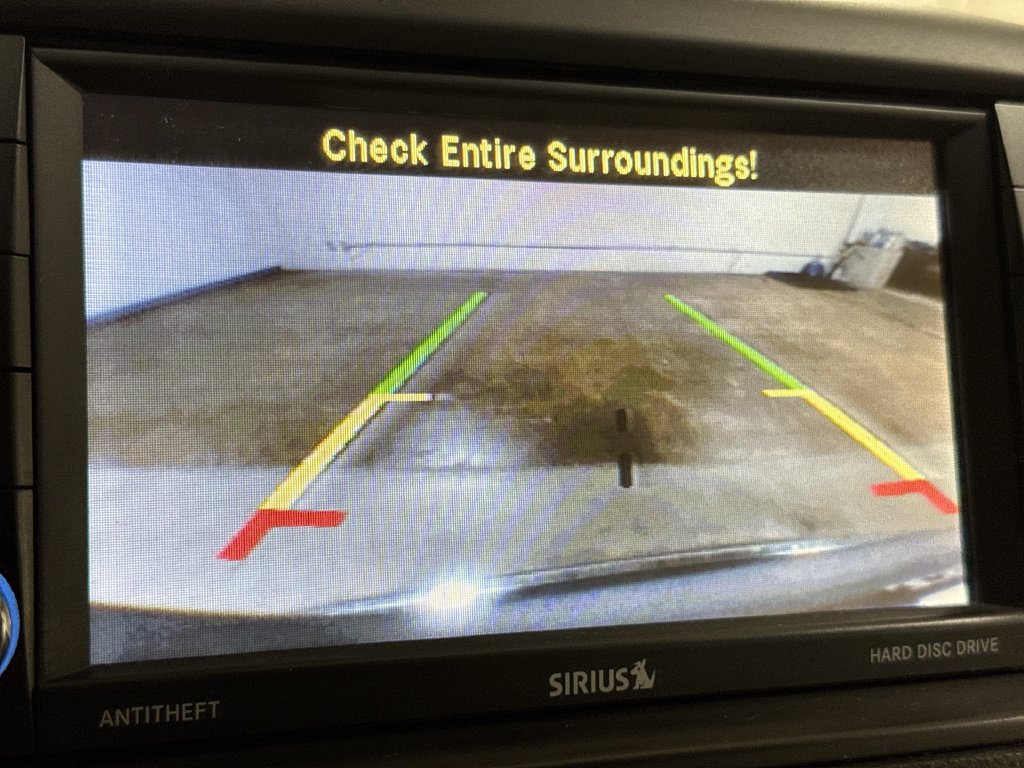 Used 2014 Chrysler Town & Country Touring-L w/ Driver Convenience Group FWD image 16