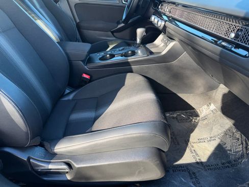 Used 2025 Honda Civic Sport image 20