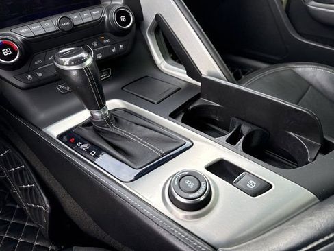 Used 2015 Chevrolet Corvette Stingray Coupe w/ 2LT Preferred Equipment Group image 27