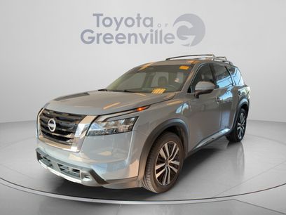 Used 2023 Nissan Pathfinder Platinum w/ Cargo Package