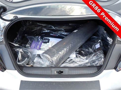 New 2025 Toyota GR86 Premium image 6