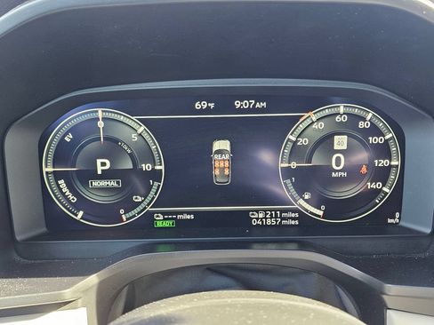 Used 2024 Mitsubishi Outlander SEL AWD/4WD image 20