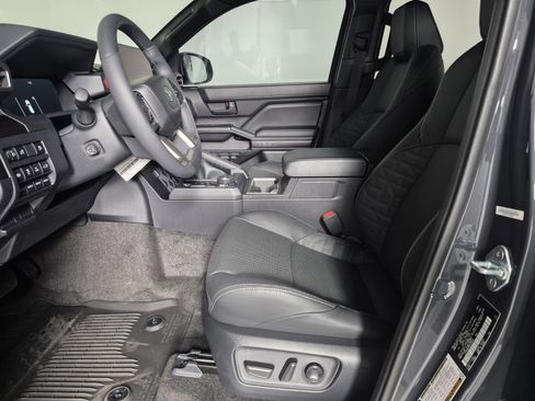 New 2025 Toyota 4Runner TRD Off-Road Premium image 20