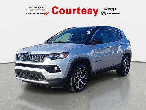 Certified 2025 Jeep Compass Limited AWD/4WD image 8
