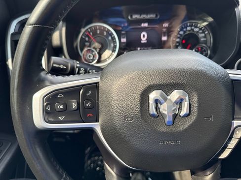Used 2022 RAM 1500 Big Horn AWD/4WD image 33