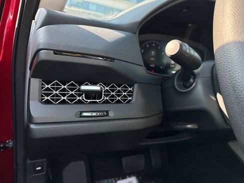 New 2025 Honda Accord SE image 32