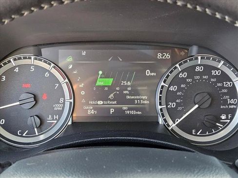 Used 2026 Toyota Highlander XLE AWD/4WD image 12