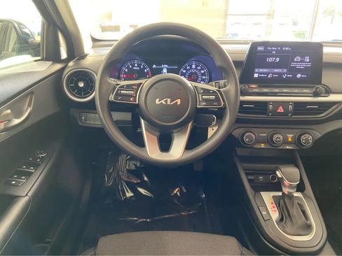 Used 2023 Kia Forte LXS image 18