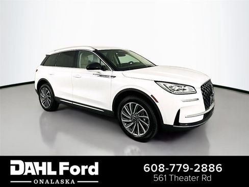 Used 2023 Lincoln Corsair Reserve image 1