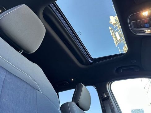 New 2025 Jeep Grand Cherokee Laredo X image 4