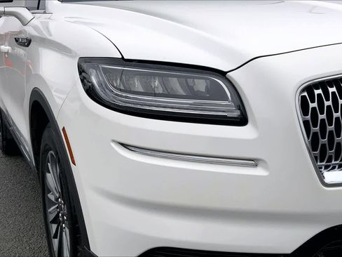 Used 2021 Lincoln Nautilus FWD w/ Equipment Group 101A image 28