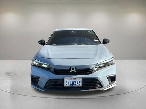Used 2022 Honda Civic Sport image 2