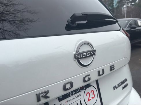 New 2026 Nissan Rogue Platinum w/ Tech Package image 12