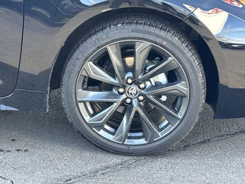 Used 2026 Toyota Corolla SE image 18