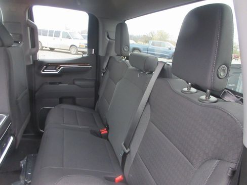 New 2026 GMC Sierra 1500 Elevation image 15